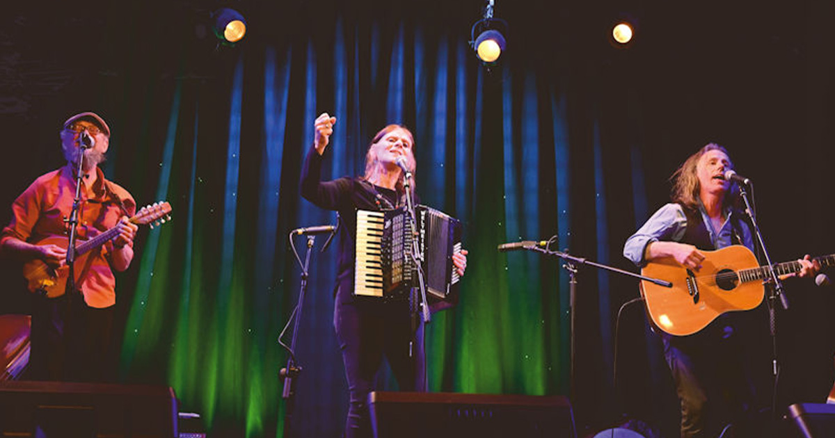 Live Music - John Ward Trio